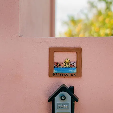 Le Rondinelle Guest house Procida