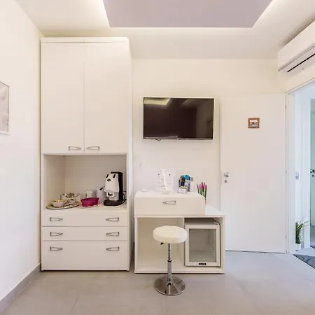 Le Rondinelle Guest house *